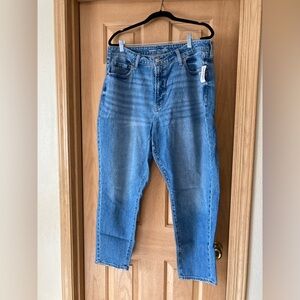 Old Navy Women’s Curvy High-Rise Straight Jeans